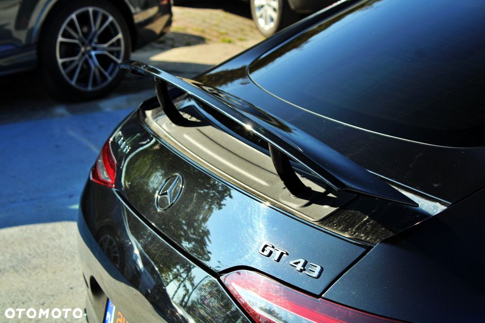 Mercedes-Benz AMG GT 43 4-Matic+ - 30