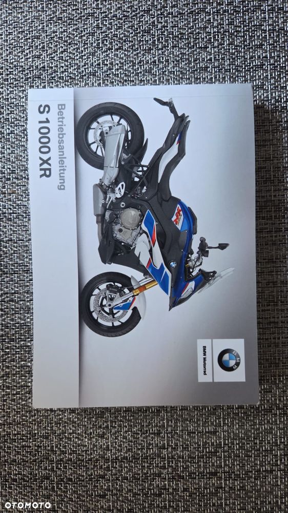BMW XR - 9