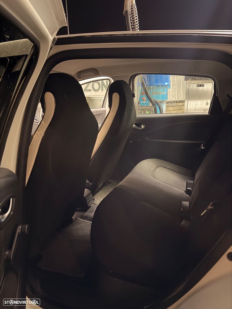 Renault Zoe - 14