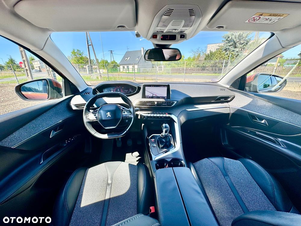 Peugeot 3008 PureTech 130 Stop & Start GPF Allure - 12