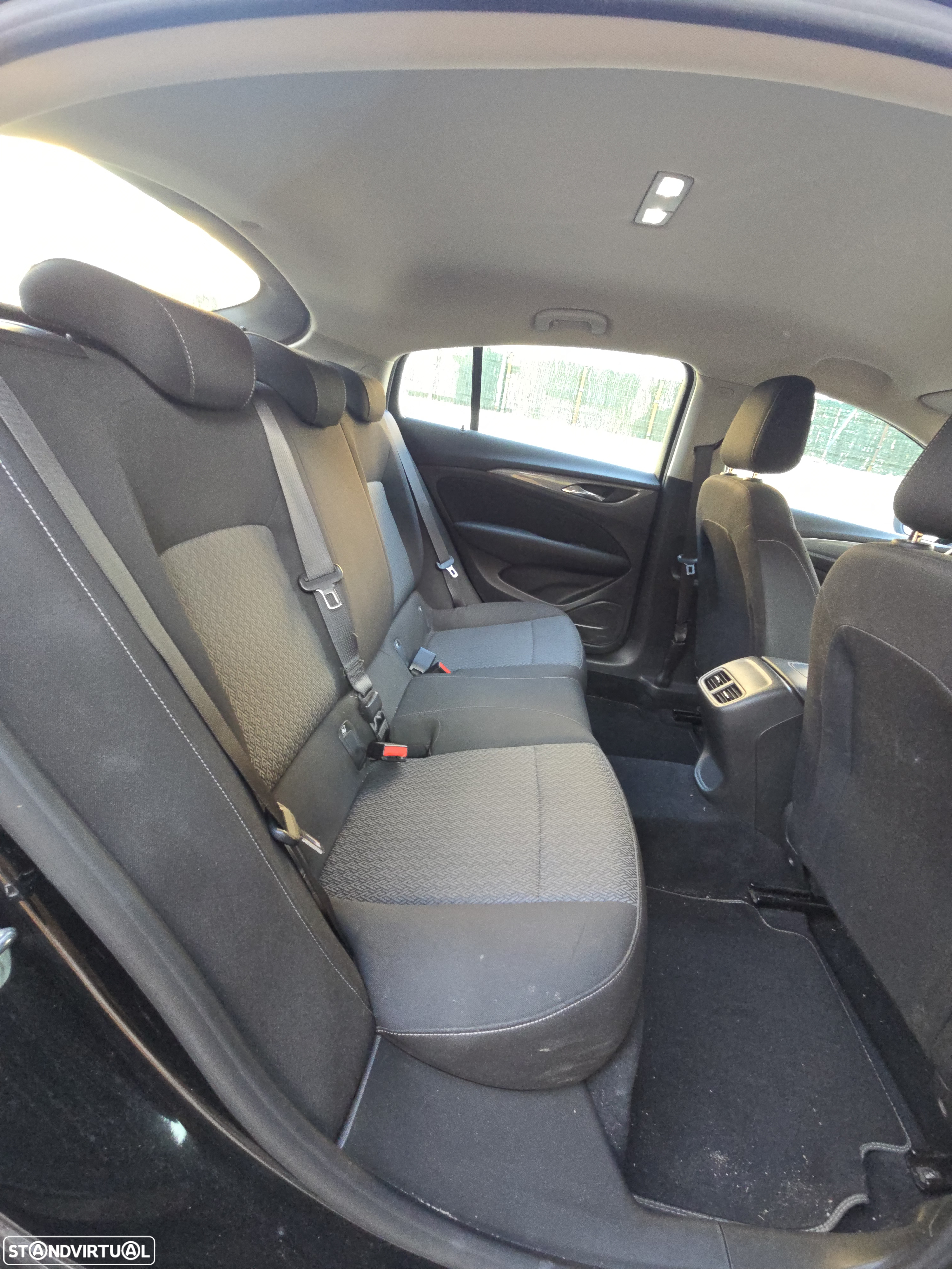 Opel Insignia Grand Sport 1.6 CDTi Innovation - 31