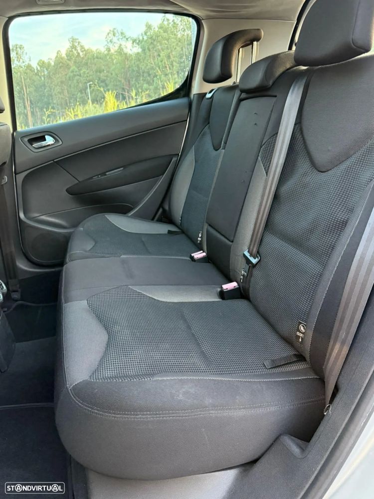 Peugeot 308 1.6 HDi Sport - 11