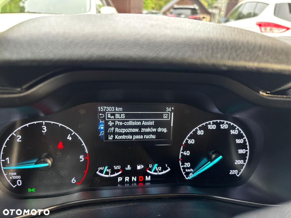Ford Tourneo Connect Grand - 17