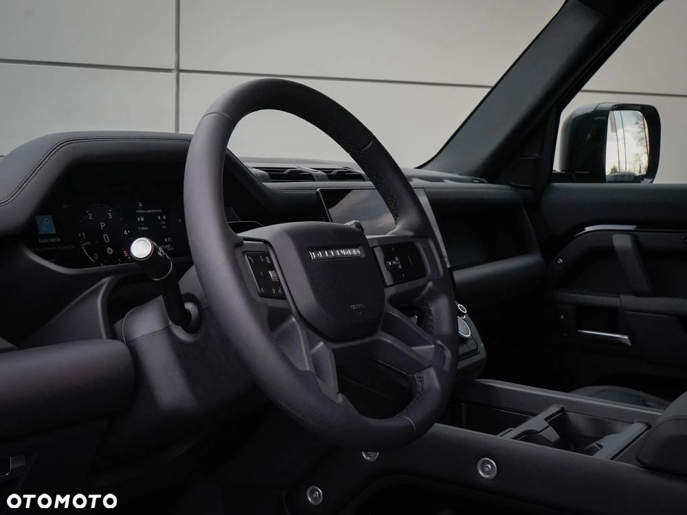 Land Rover Defender 3.0 D250 mHEV X-Dynamic SE - 13