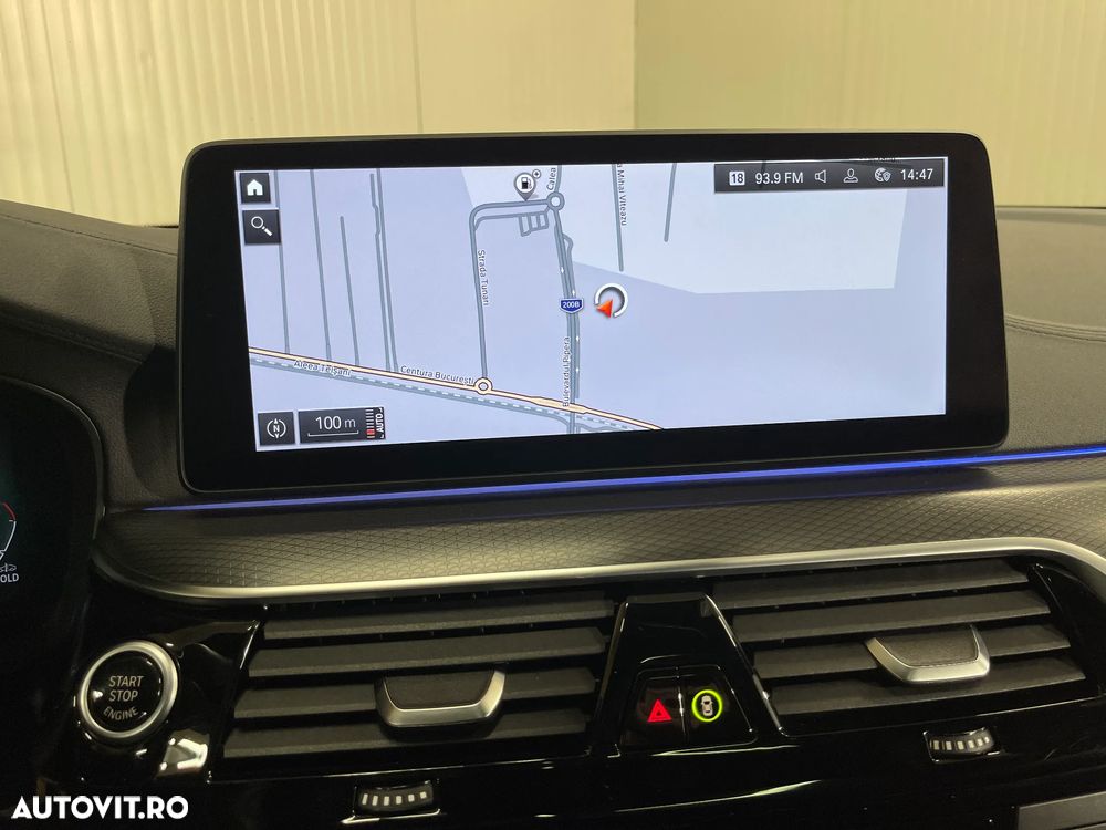 BMW Seria 5 530d xDrive Touring Aut. M Sport Edition - 19