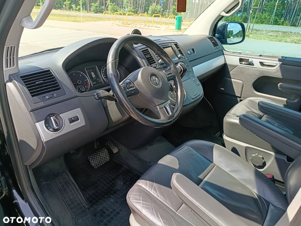 Volkswagen Multivan - 6
