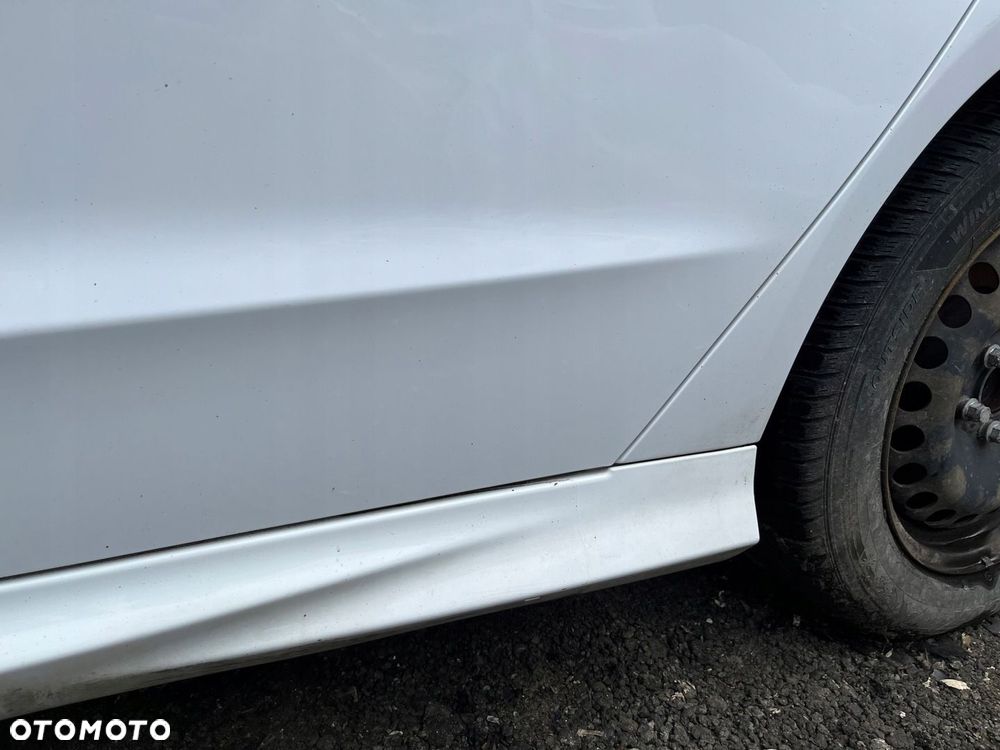 ford mondeo mk5 V 2015r kombi drzwi lewe tył tylne kod lakieru - ID - 8