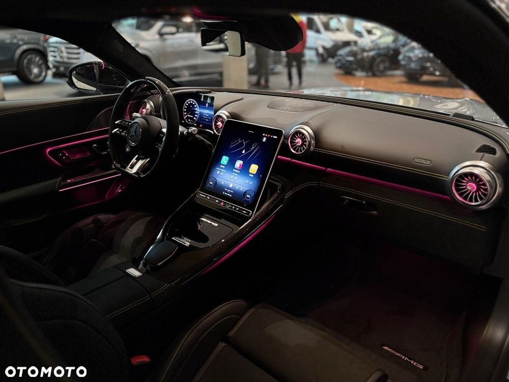 Mercedes-Benz AMG GT - 16