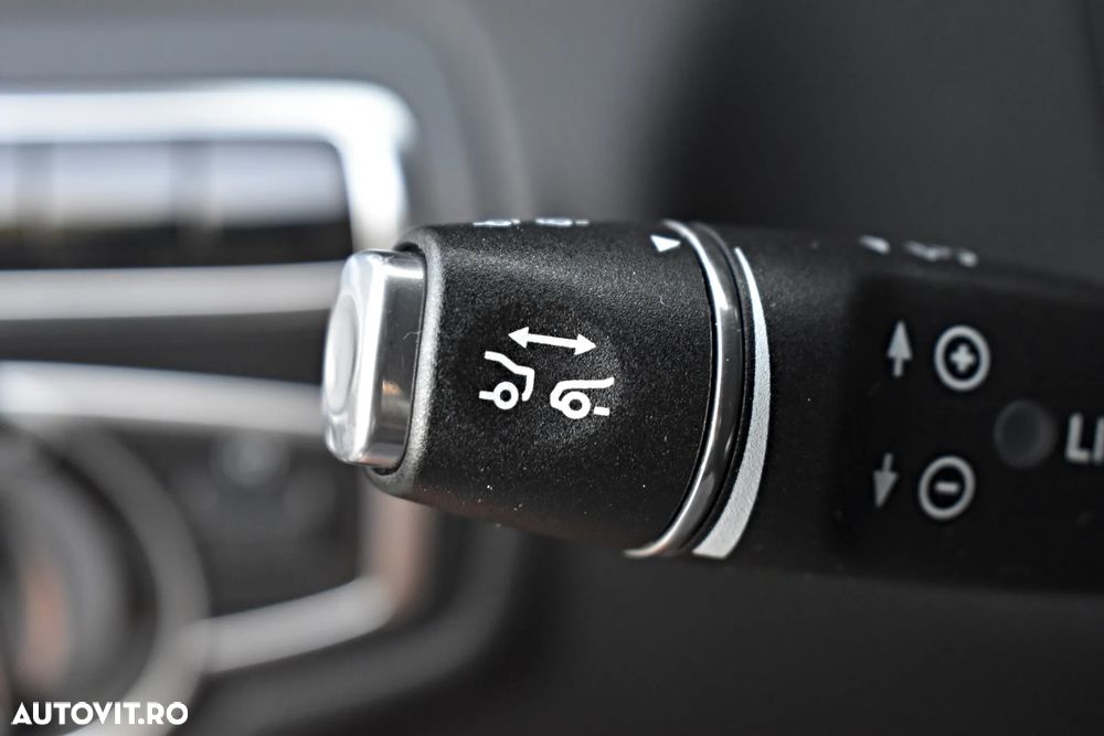 Mercedes-Benz C 250 (BlueTEC) d T 7G-TRONIC Avantgarde - 17