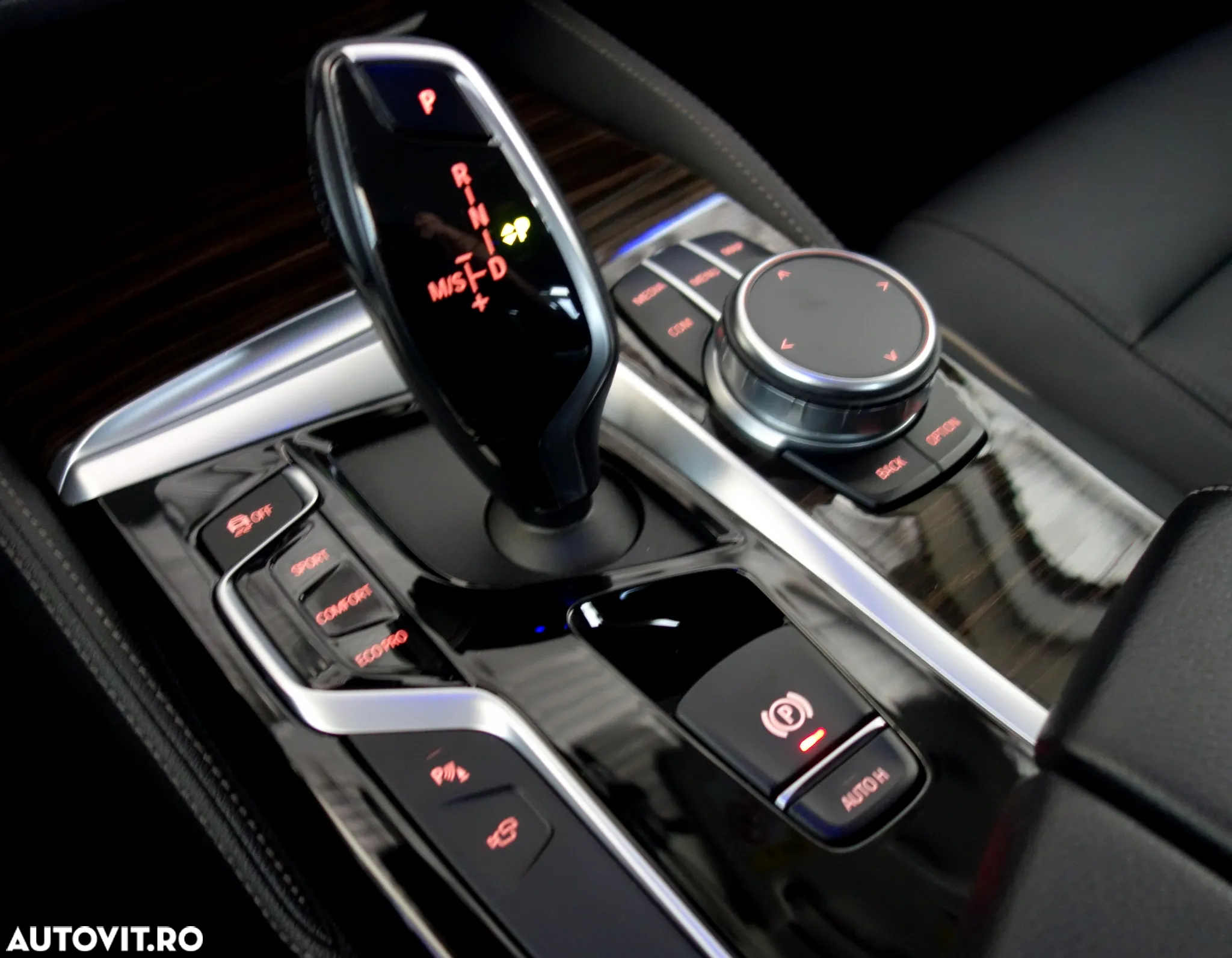 BMW Seria 5 520d AT MHEV - 26