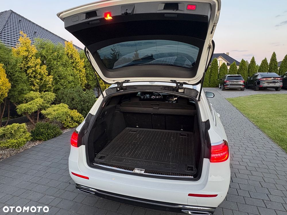 Mercedes-Benz Klasa E 220 d 9G-TRONIC Avantgarde - 22