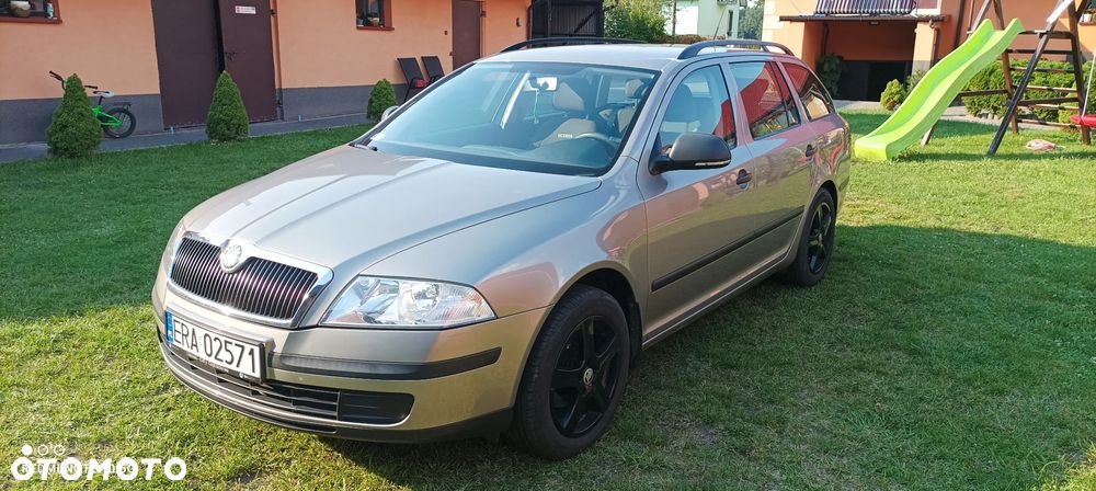 Skoda Octavia 1.6 Classic EU5 - 1