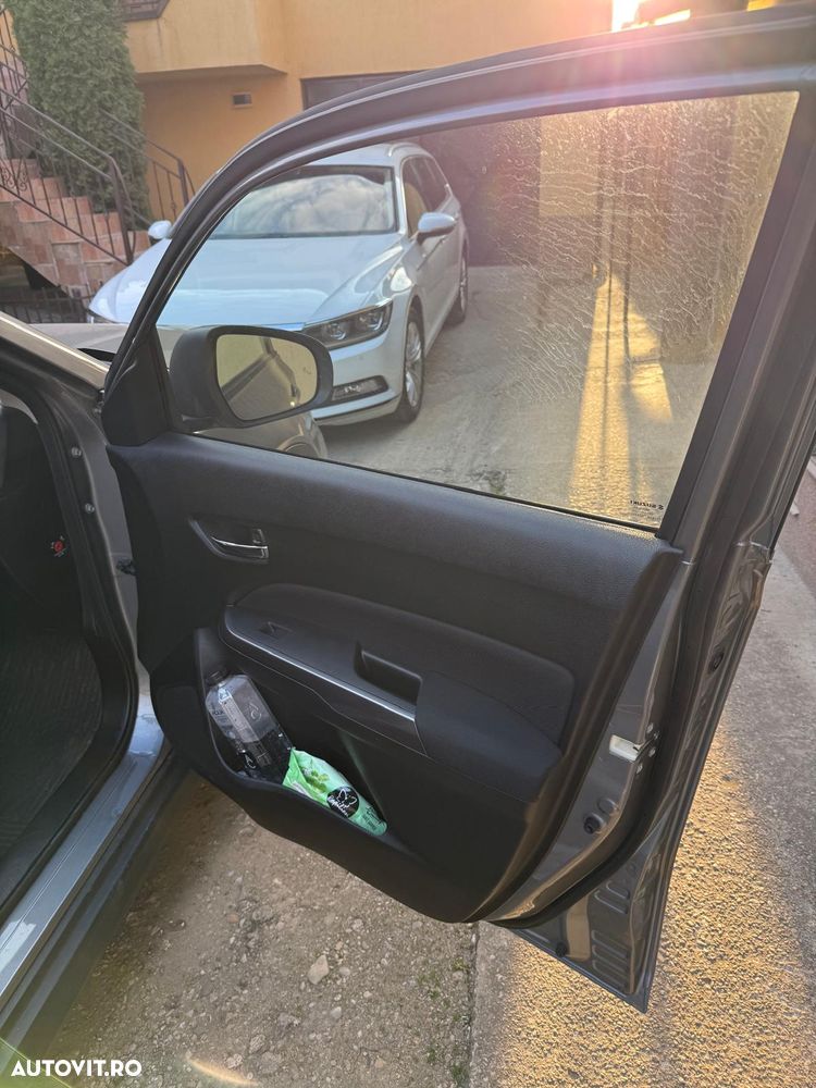 Suzuki Vitara 1.4 Boosterjet AllGrip MHEV Spirit - 5