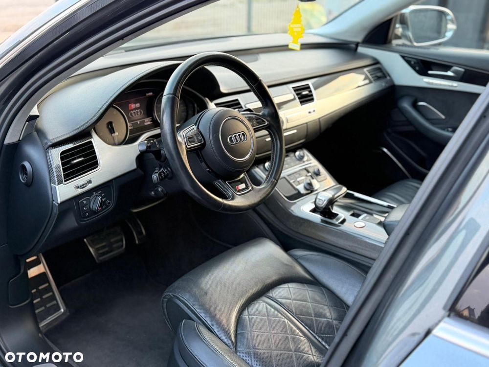 Audi S8 Standard - 8