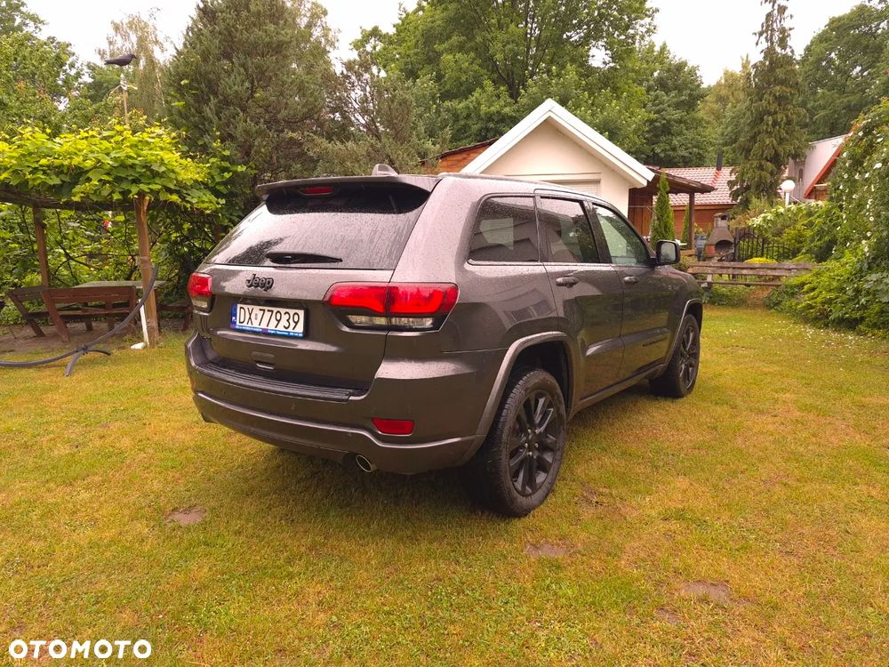 Jeep Grand Cherokee - 5