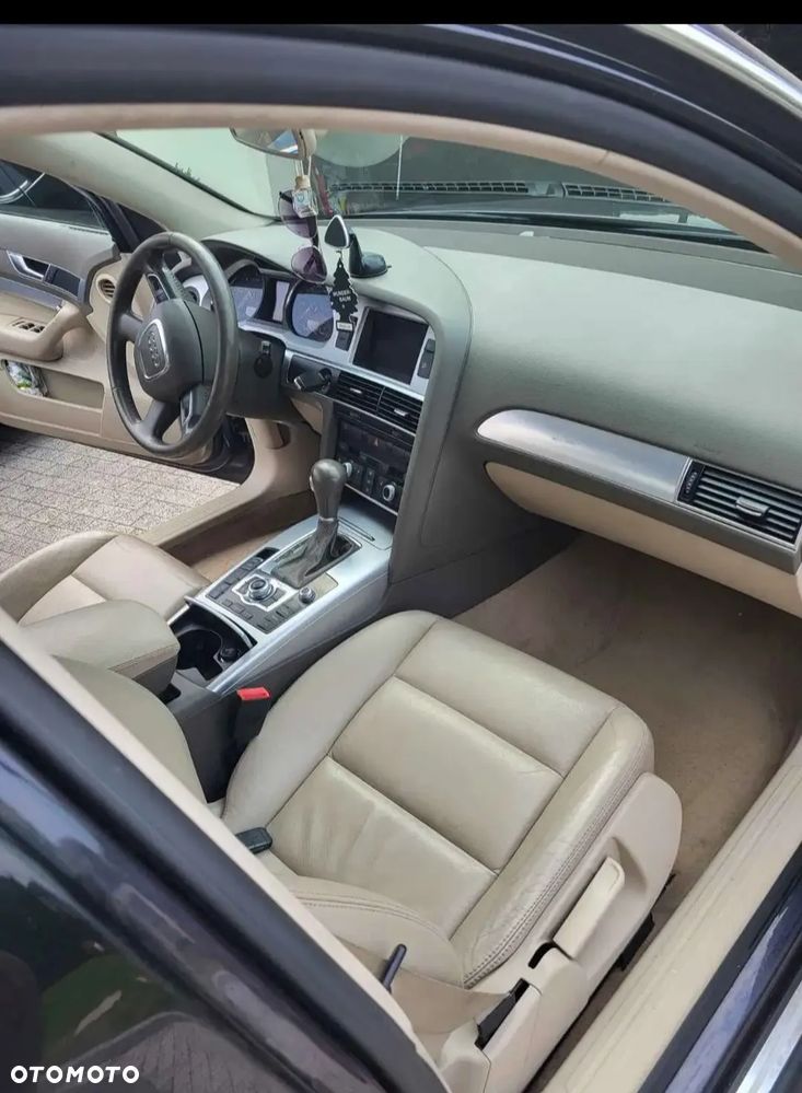 Audi A6 Avant - 2