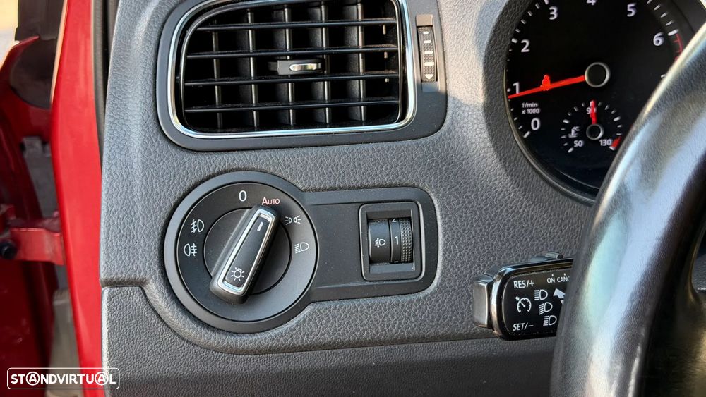 VW Polo 1.0 Lounge - 16