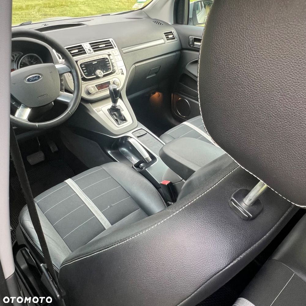 Ford Kuga 2.5 4x4 Titanium - 11