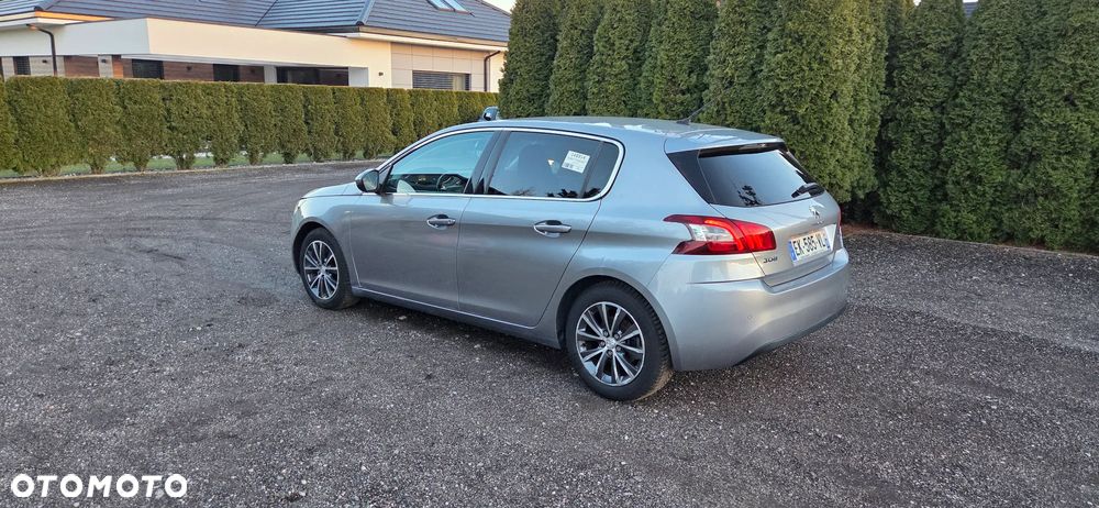 Peugeot 308 - 4