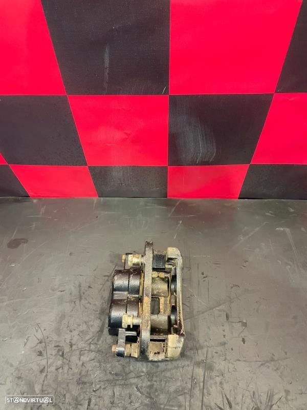 Pinça Travão Frente Esquerda Isuzu D-Max I (Tfr, Tfs, Trf) - 2