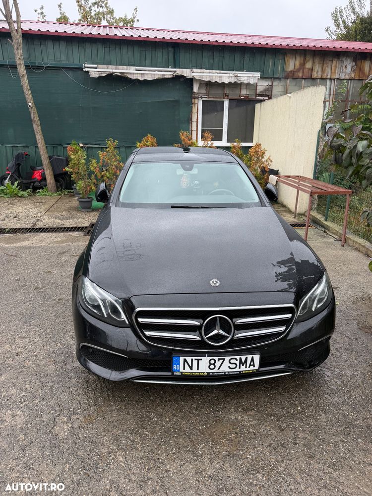 Mercedes-Benz E 200 d Aut. - 1