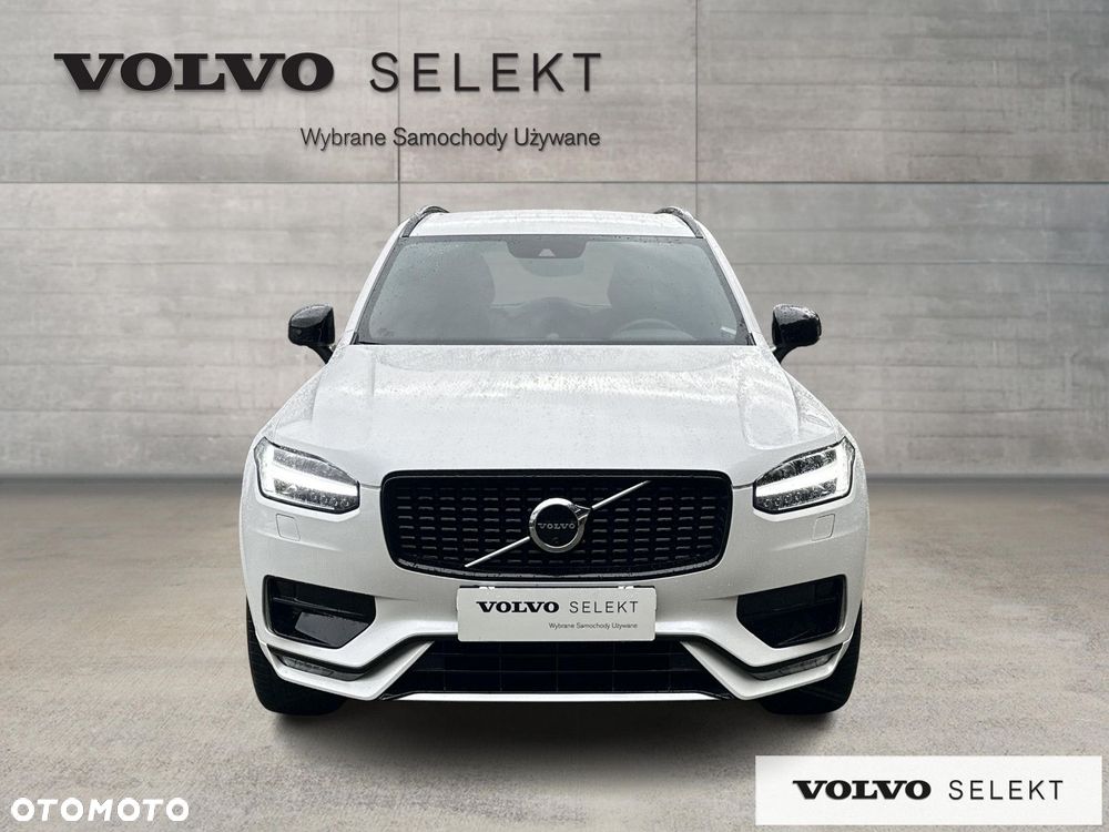 Volvo XC 90 - 9