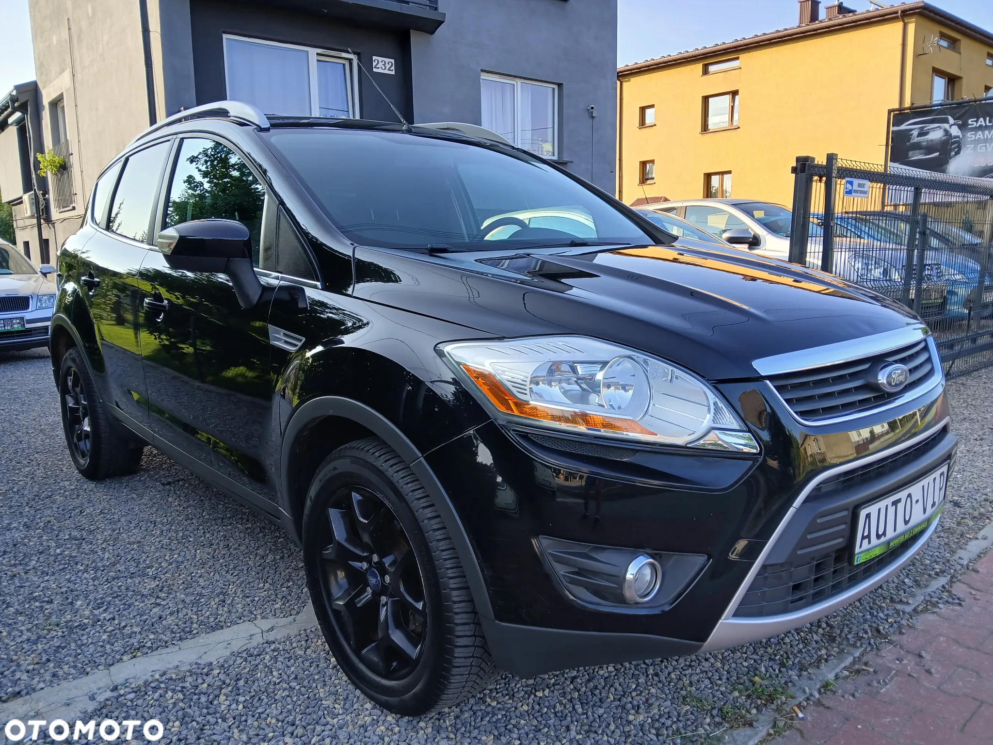 Ford Kuga - 2
