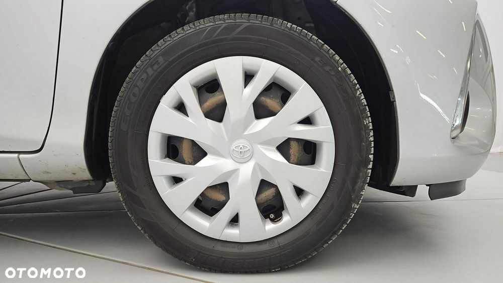 Toyota Yaris - 24