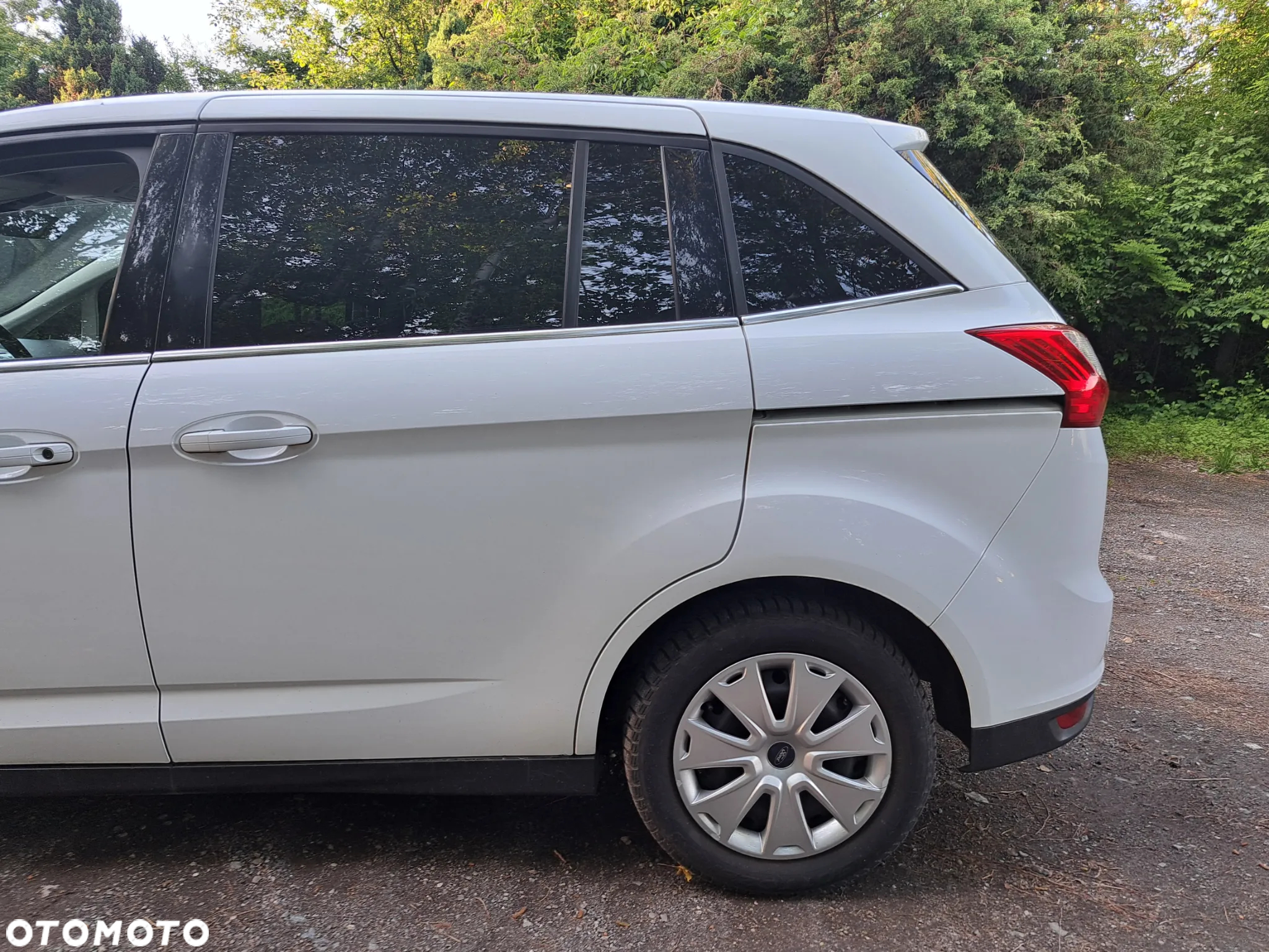Ford Grand C-MAX 1.6 TDCi Titanium - 20