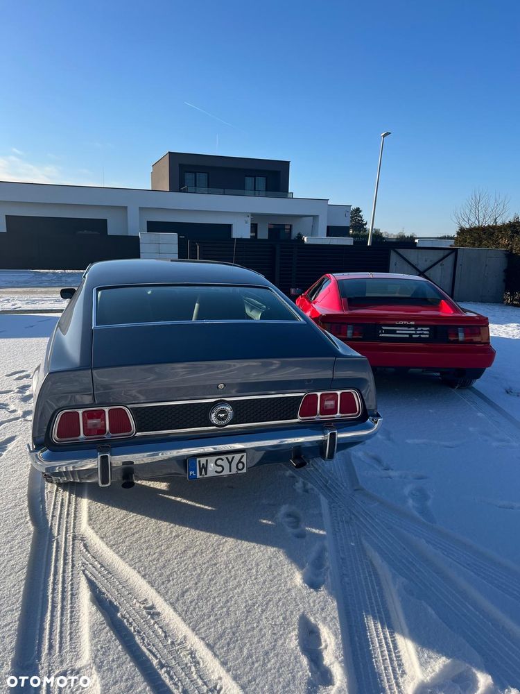 Ford Mustang - 6