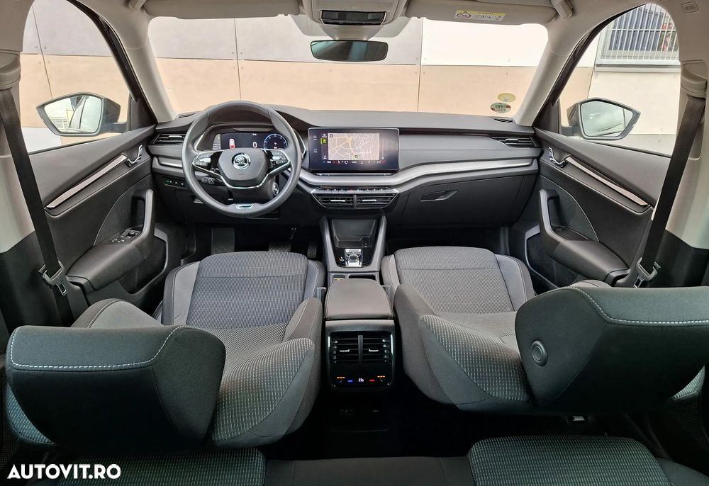 Skoda Octavia Combi 2.0 TDI DSG Style - 2