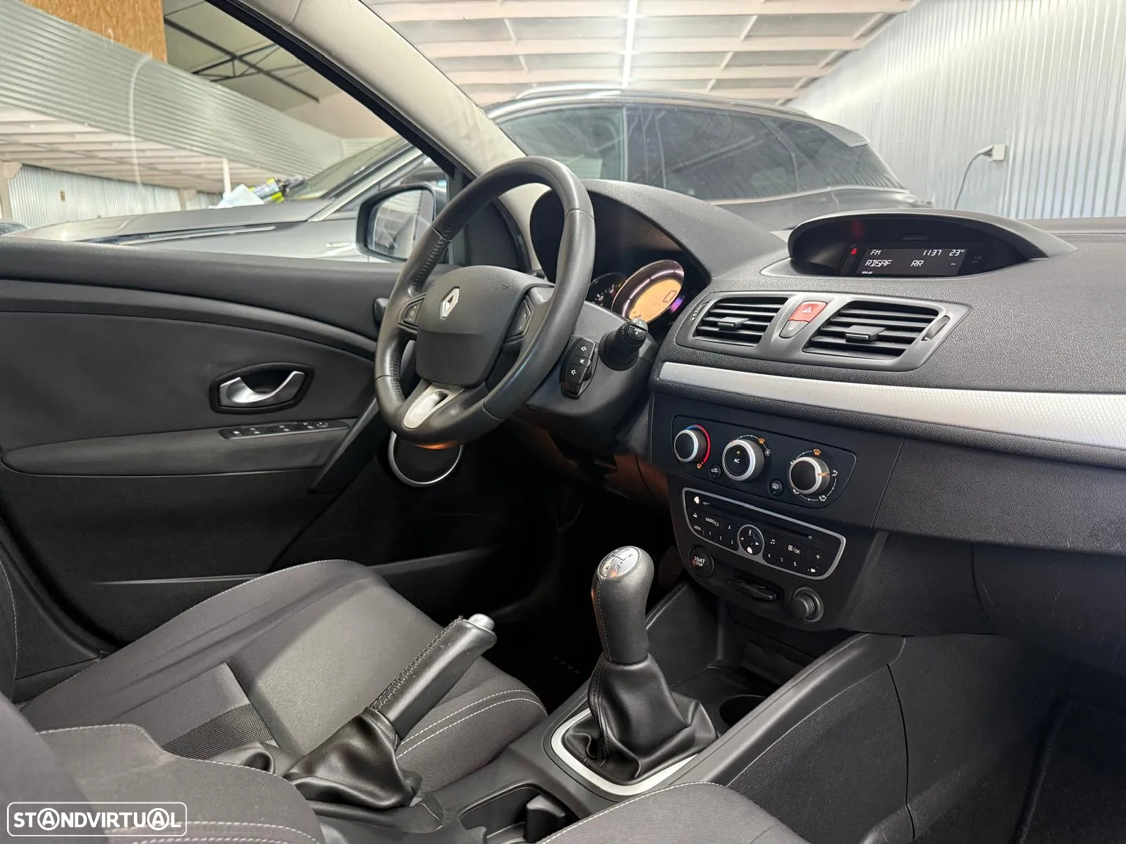 Renault Mégane Sport Tourer 1.5 dCi Dynamique - 11