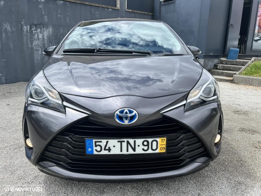 Toyota Yaris 1.5 HSD Exclusive - 9