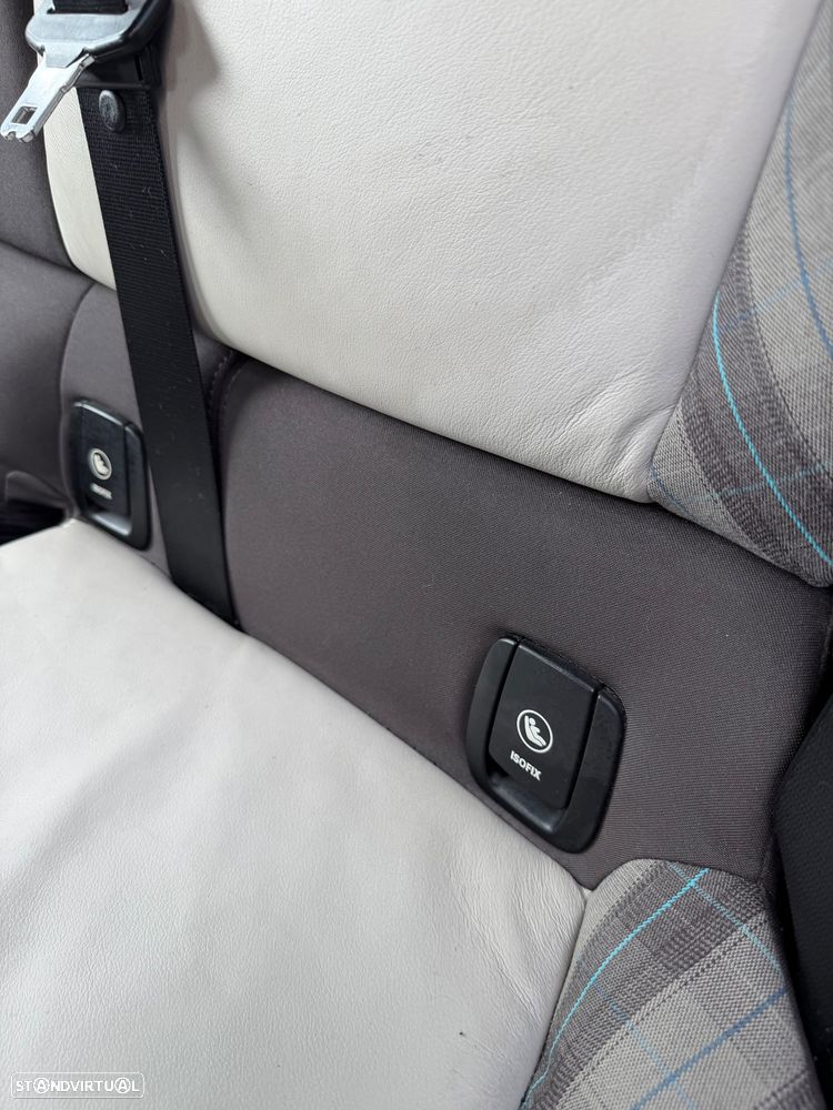 MINI 5 Portas Cooper D - 41