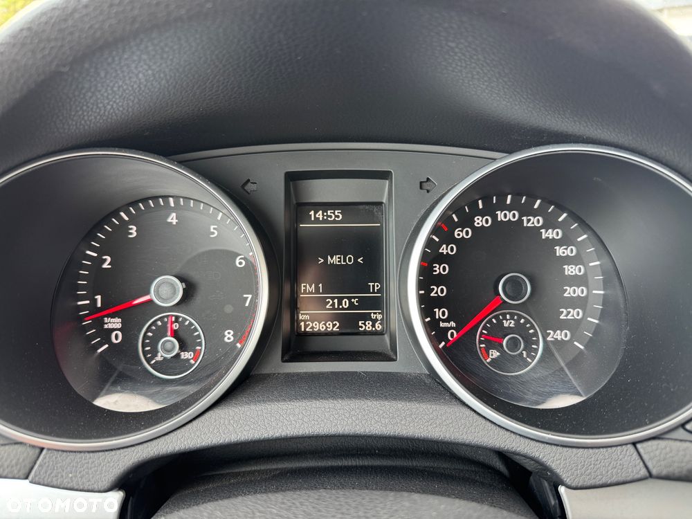 Volkswagen Golf - 10