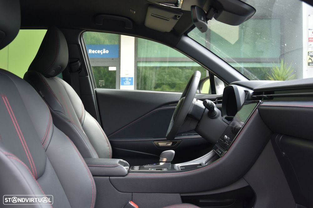 Lexus LBX Emotion - 13