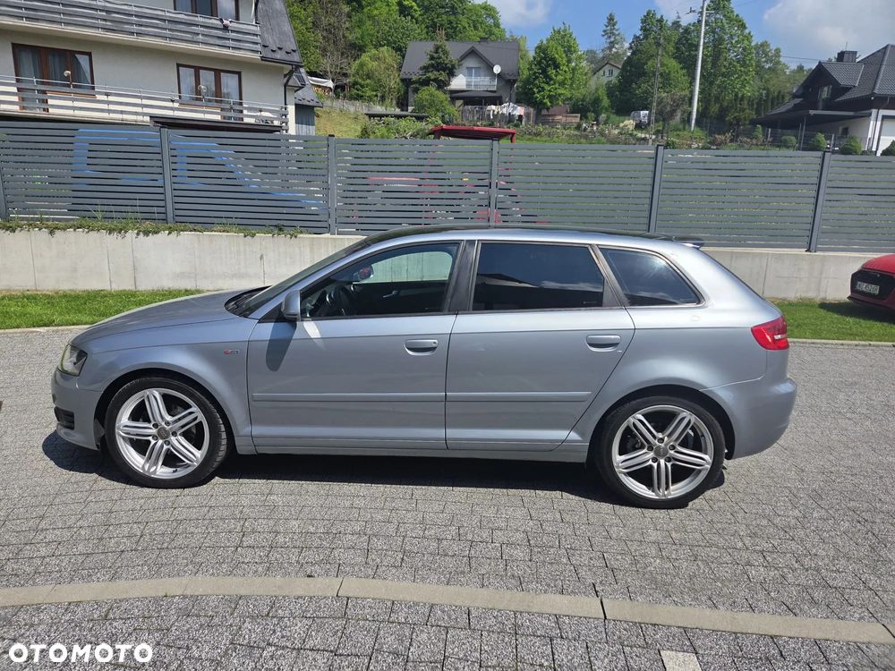 Audi A3 Sportback 2.0 TDI DPF S tronic S line Sportpaket - 8
