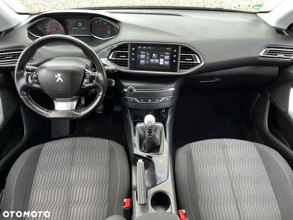 Peugeot 308 - 16