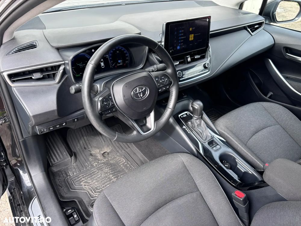 Toyota Corolla 1.8 HSD Dynamic - 18