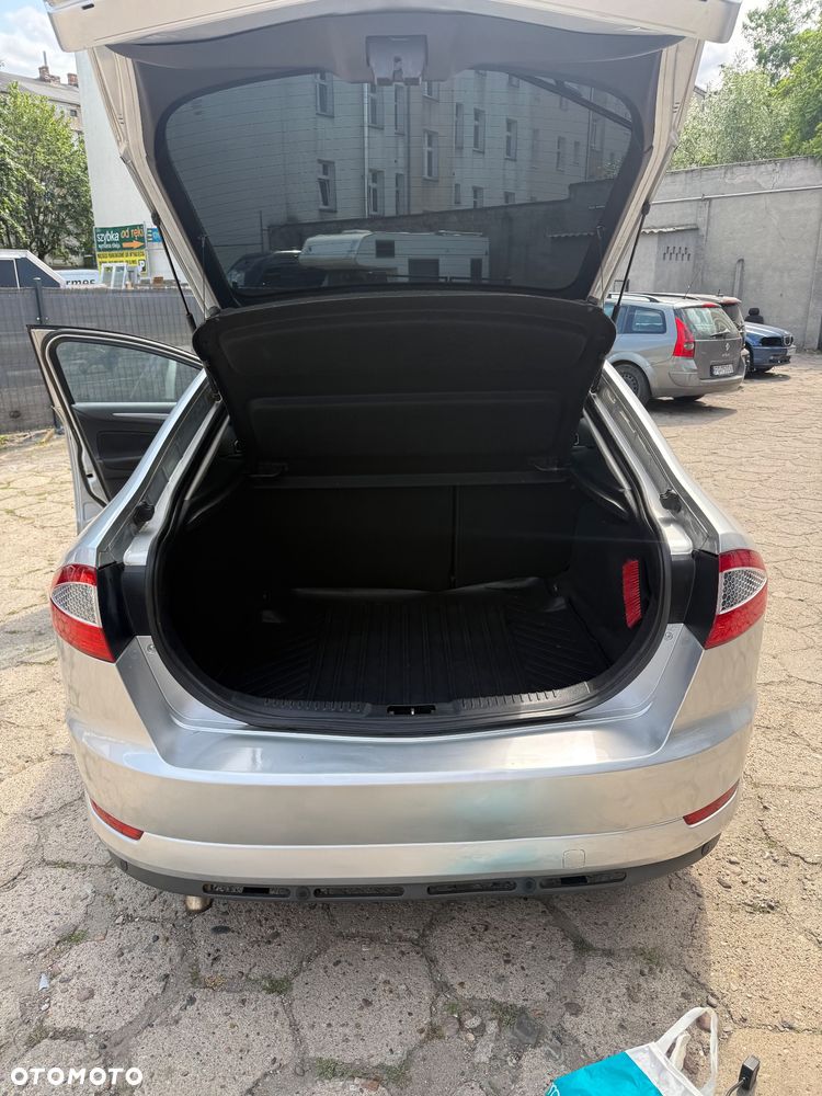 Ford Mondeo 2.0 TDCi Ambiente - 6