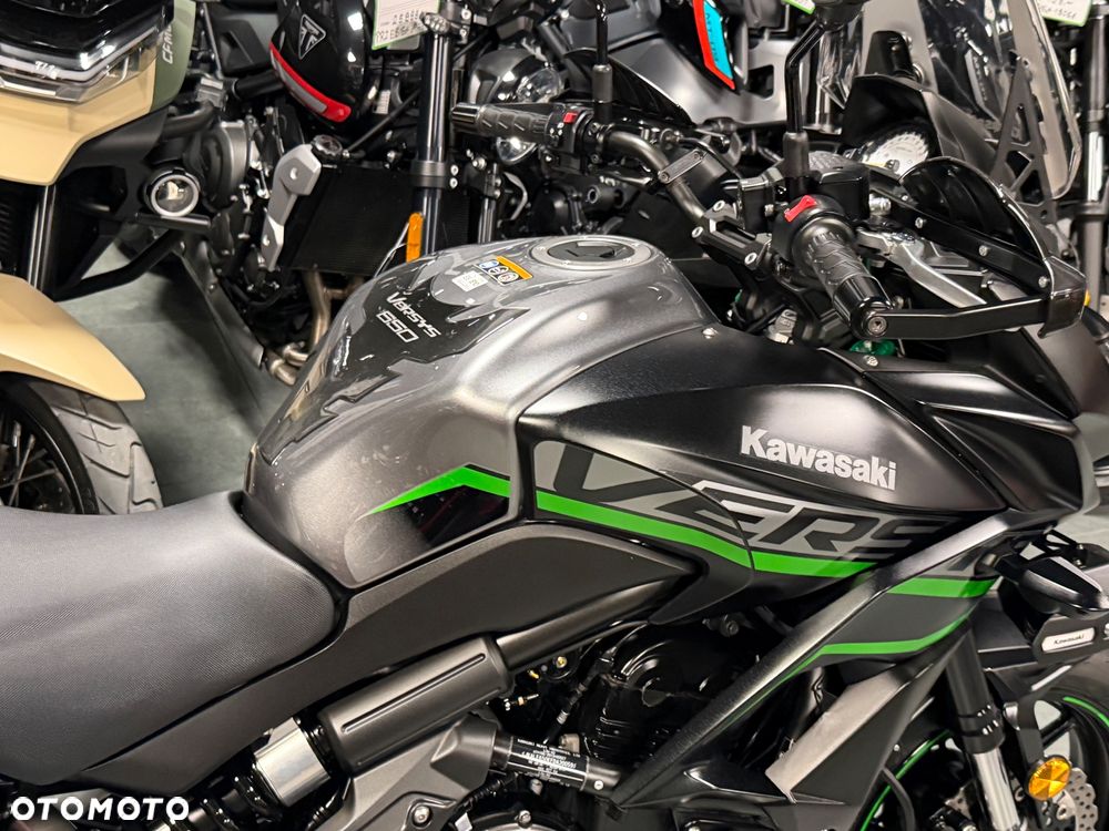 Kawasaki Versys 650 - 12