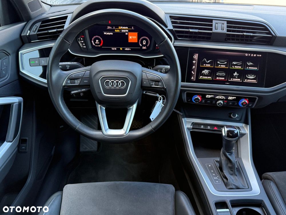 Audi Q3 - 19