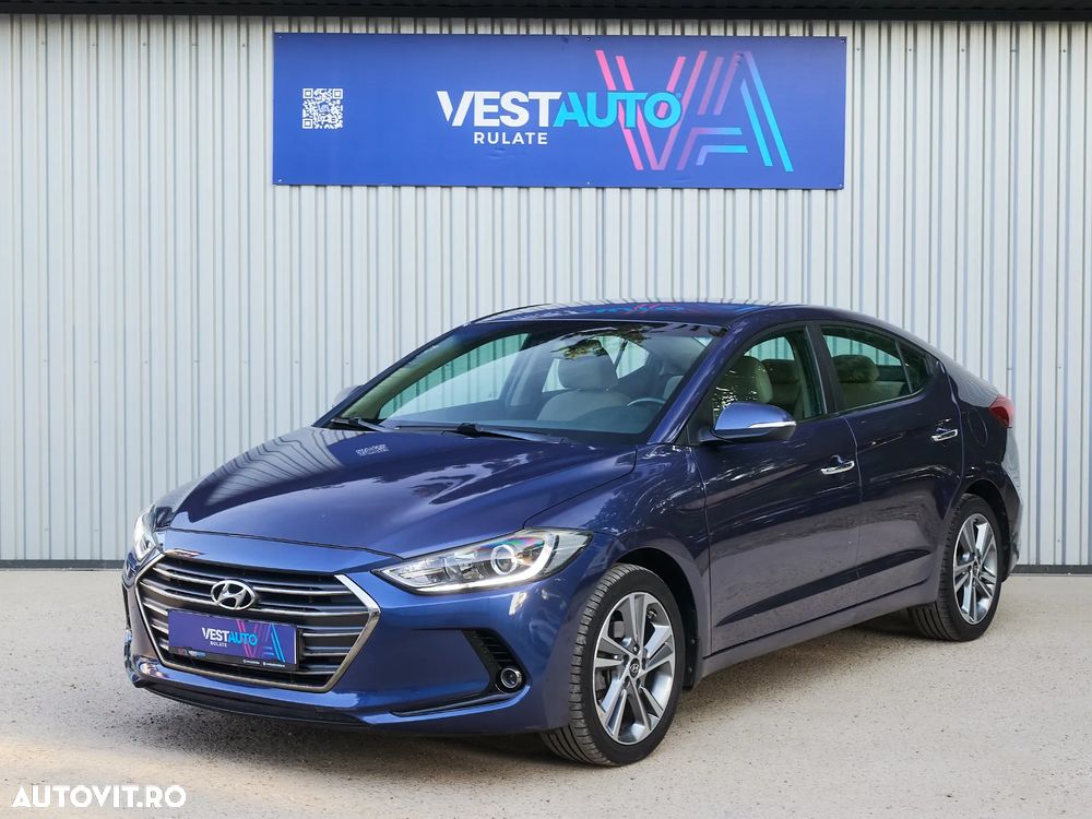HYUNDAI Elantra