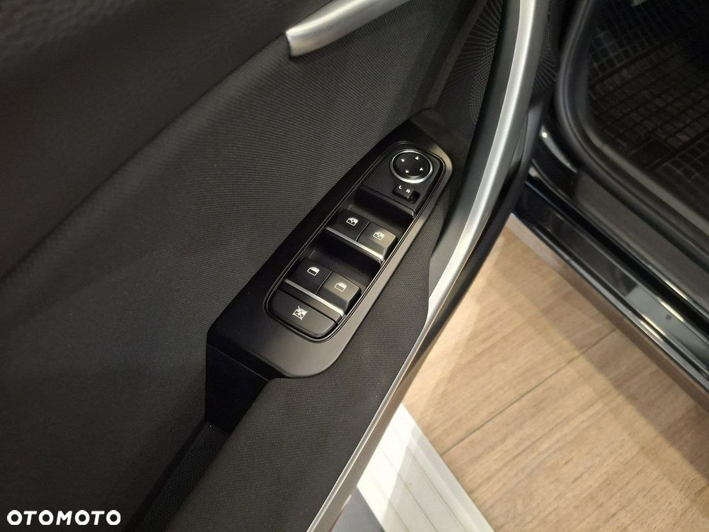 Kia Ceed 1.5 T-GDI M - 13