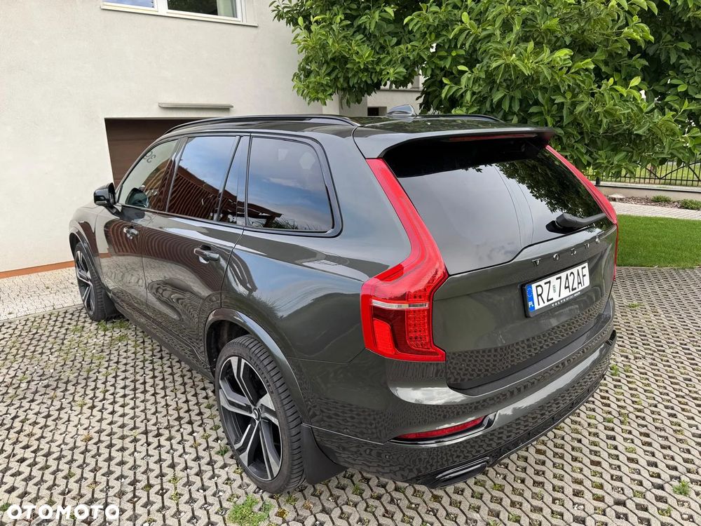 Volvo XC 90 D5 AWD R-Design 7os - 32