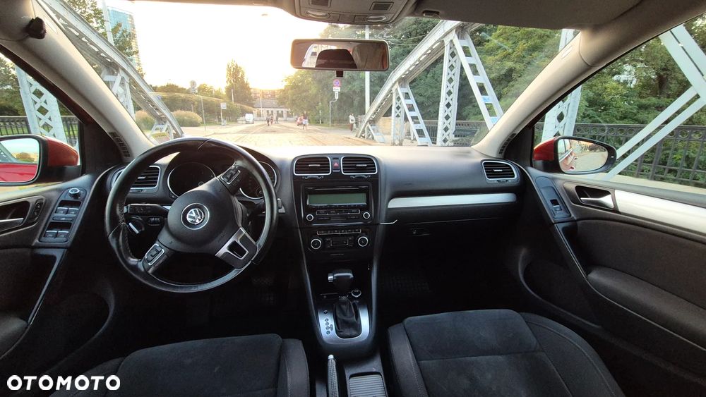 2010 Volkswagen Golf, photograph 7