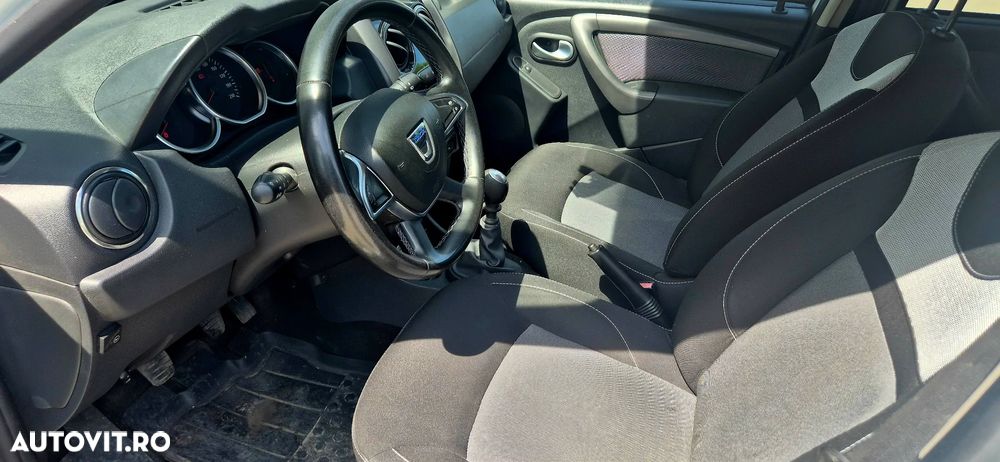 Dacia Duster 1.6 SCe 4WD Prestige jante 16" - 5