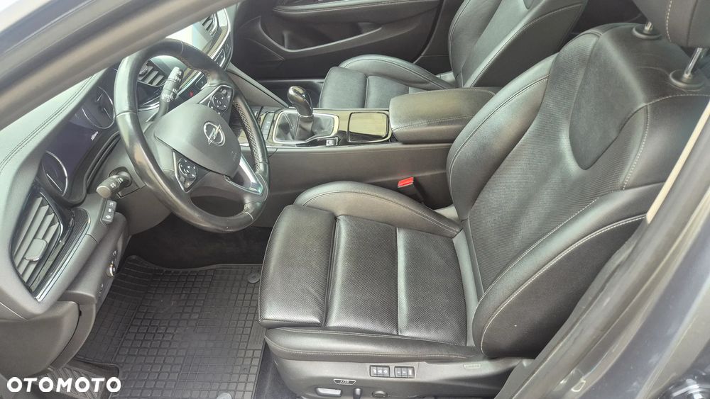 Opel Insignia 2.0 Exclusive - 10
