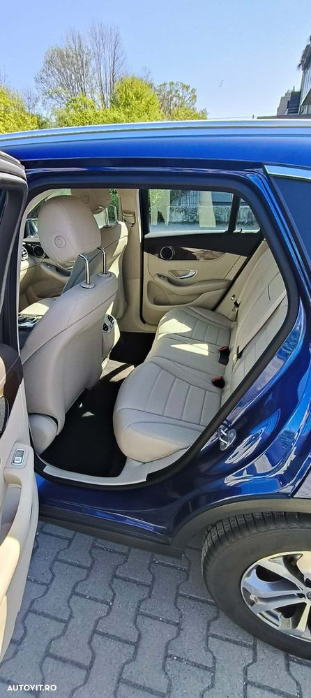 Mercedes-Benz GLC 220 d 4MATIC 9G-TRONIC - 3