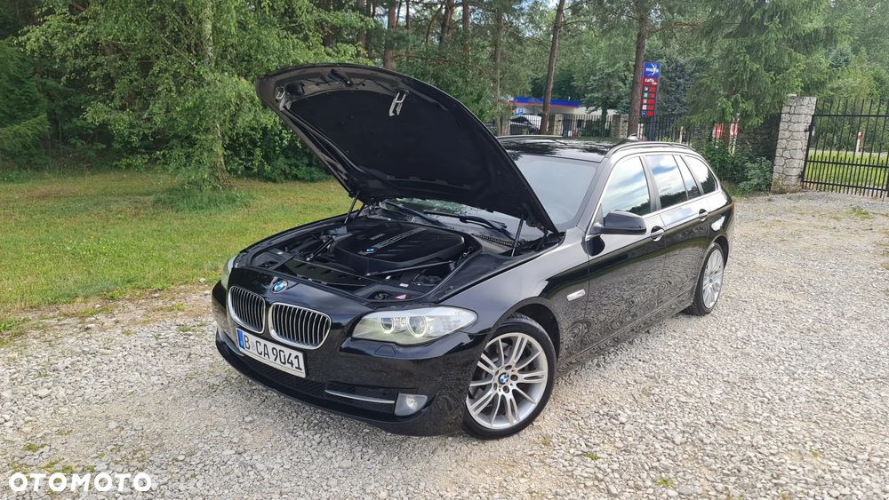 BMW Seria 5 520d - 31